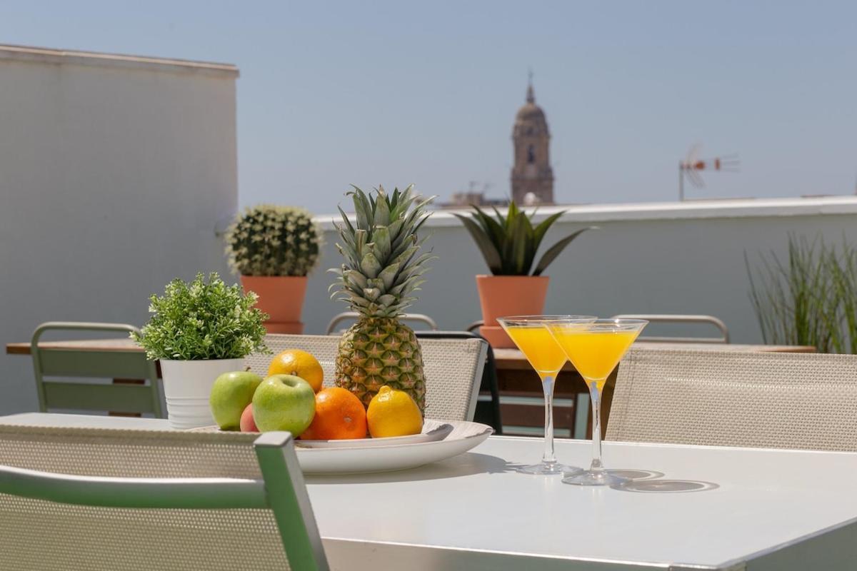 C56 - Studio With Amazing Terrace In The Centre Málaga Exterior foto